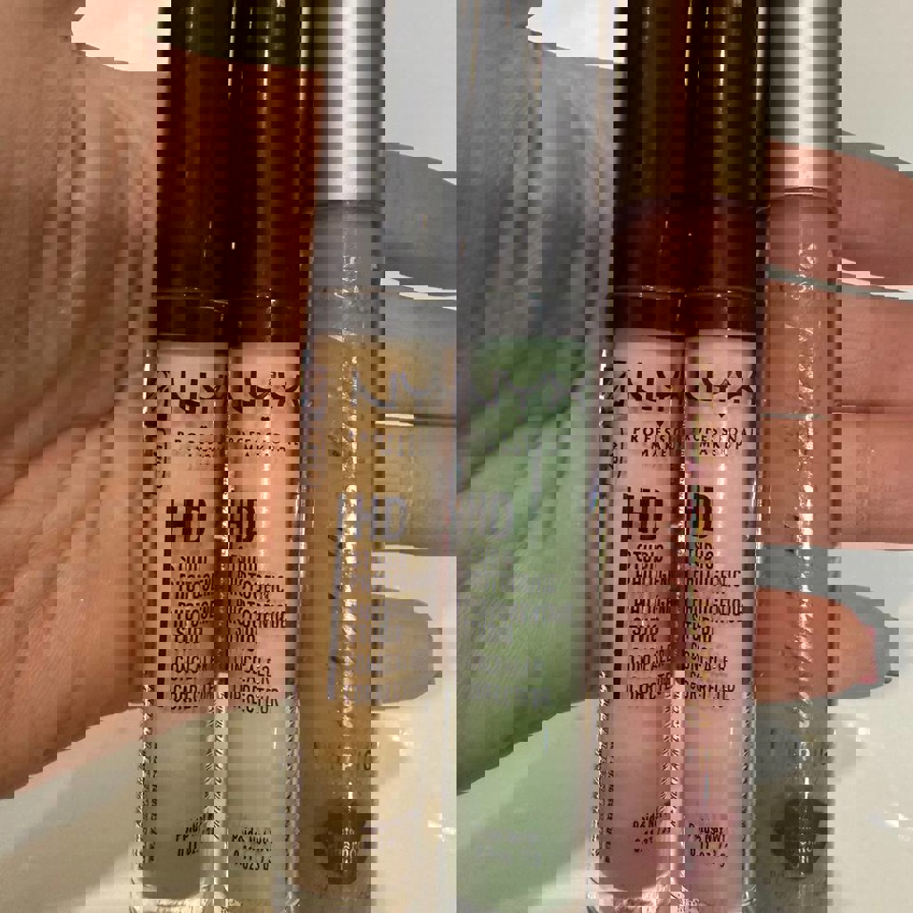 Плампер essence