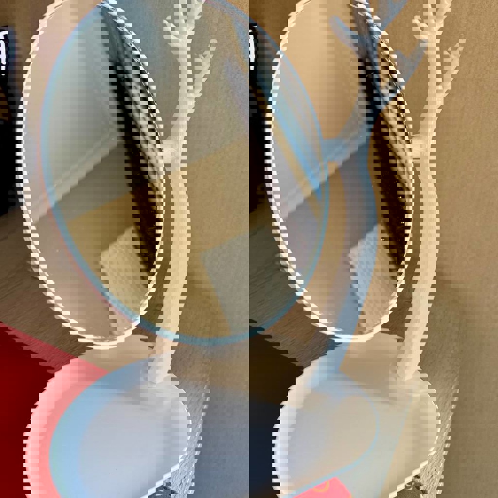 Зеркало с подставкой