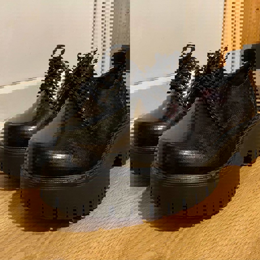 Чёрные туфли