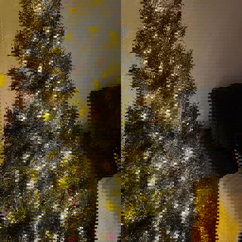 Искусственная ёлка