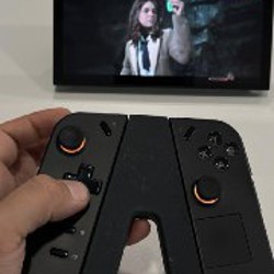 Портативная консоль Lenovo Legion GO - фото 2