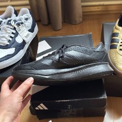 Кроссовки adidas - фото 2