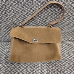 Сумочка цвета хаки - фото 4