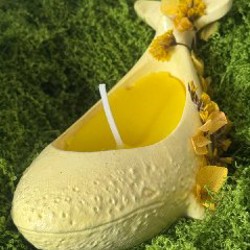 Декоративные свечи в форме китов - фото 6