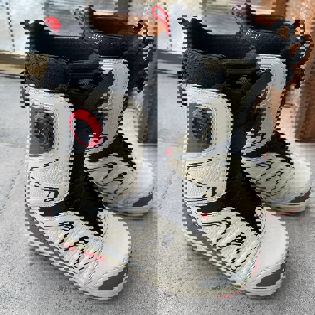 Сноубордические ботинки