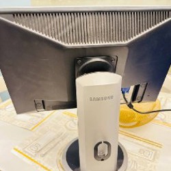 Монитор плоский Samsung - фото 2