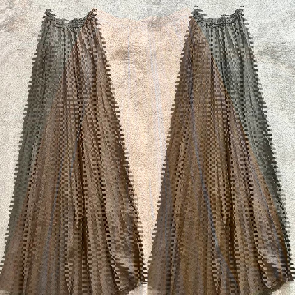 Коричневая юбка