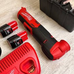 Зарядное устройство M12 - фото 4