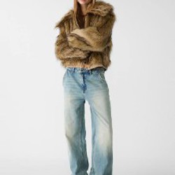 Куртка бомбер из искусственного меха - фото 2