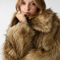 Куртка бомбер из искусственного меха - фото 3