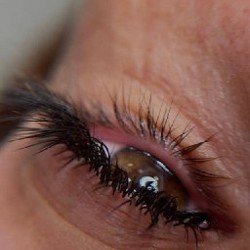 Ламинирование бровей и ресниц - фото 6