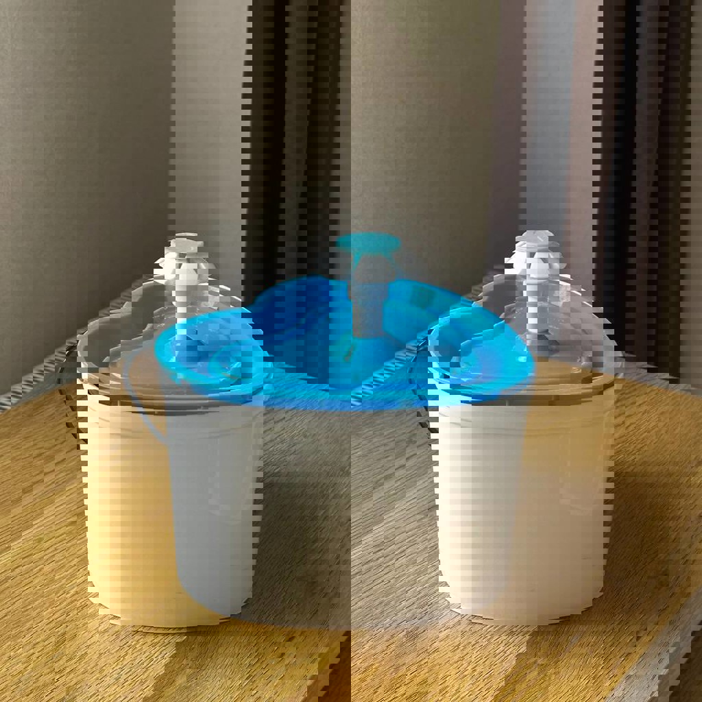 Питьевой фонтан для животных