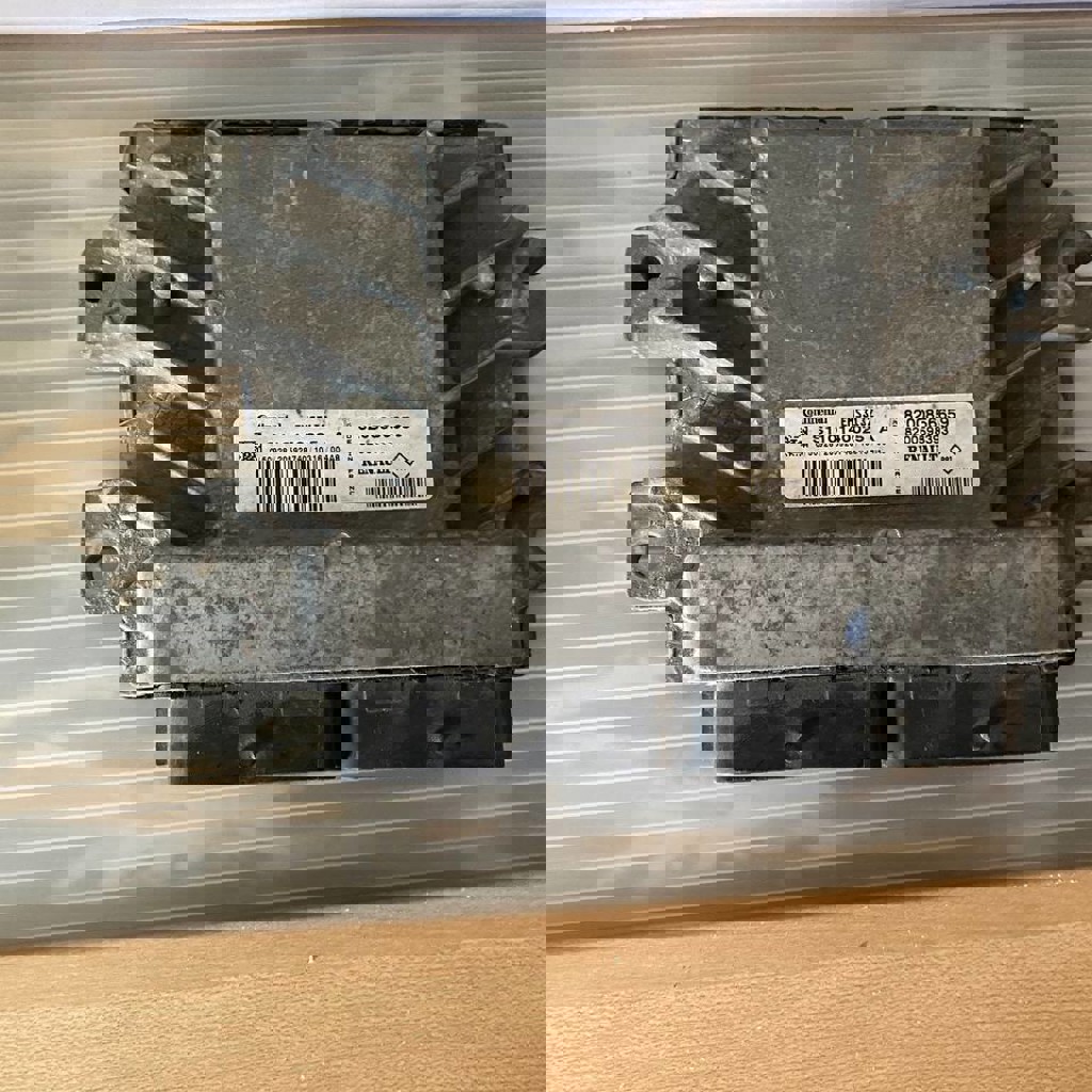 Блок управления двигателем Renault