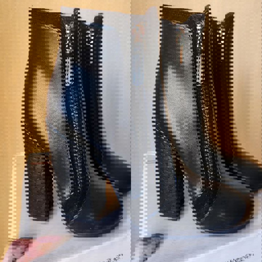 Женские полусапожки