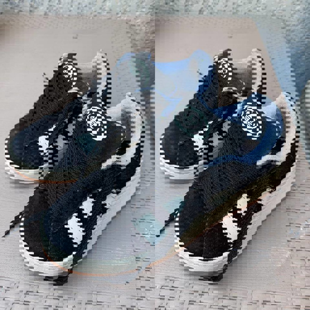 Кроссовки Adidas