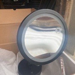 Зеркало с круговой подсветкой - фото 2