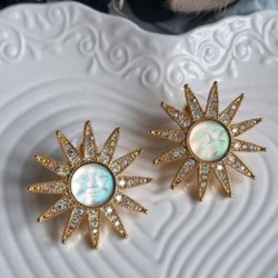 Серьги с красным стеклом - фото 1