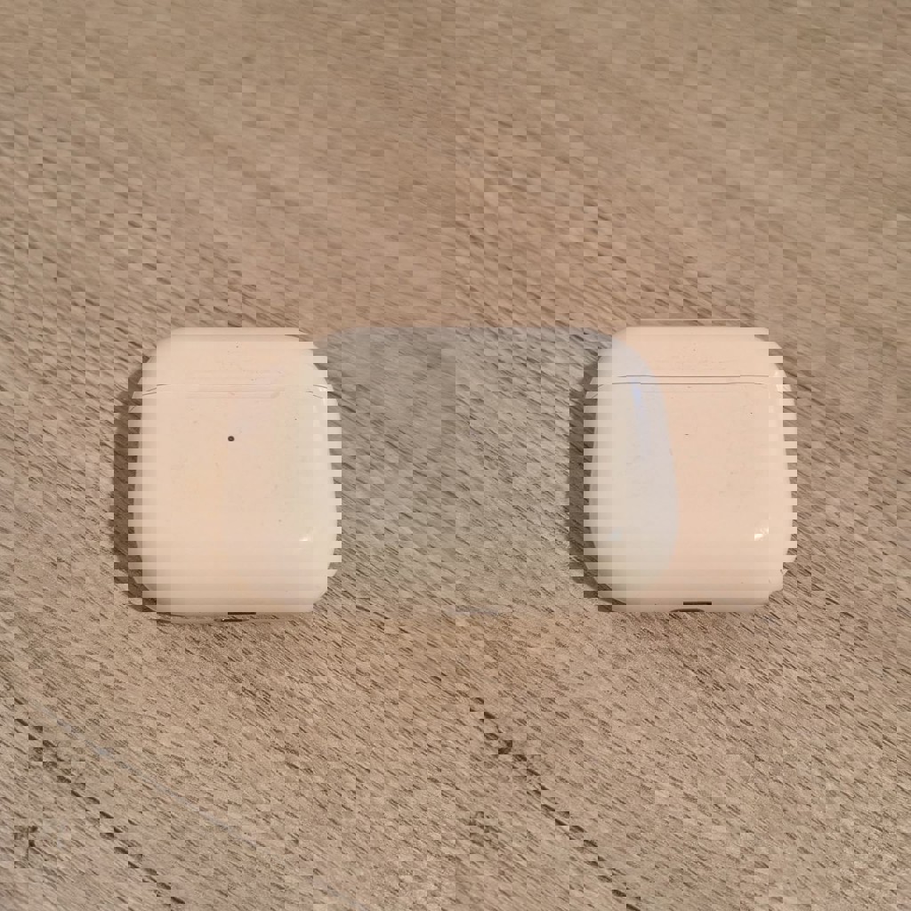 Apple AirPods