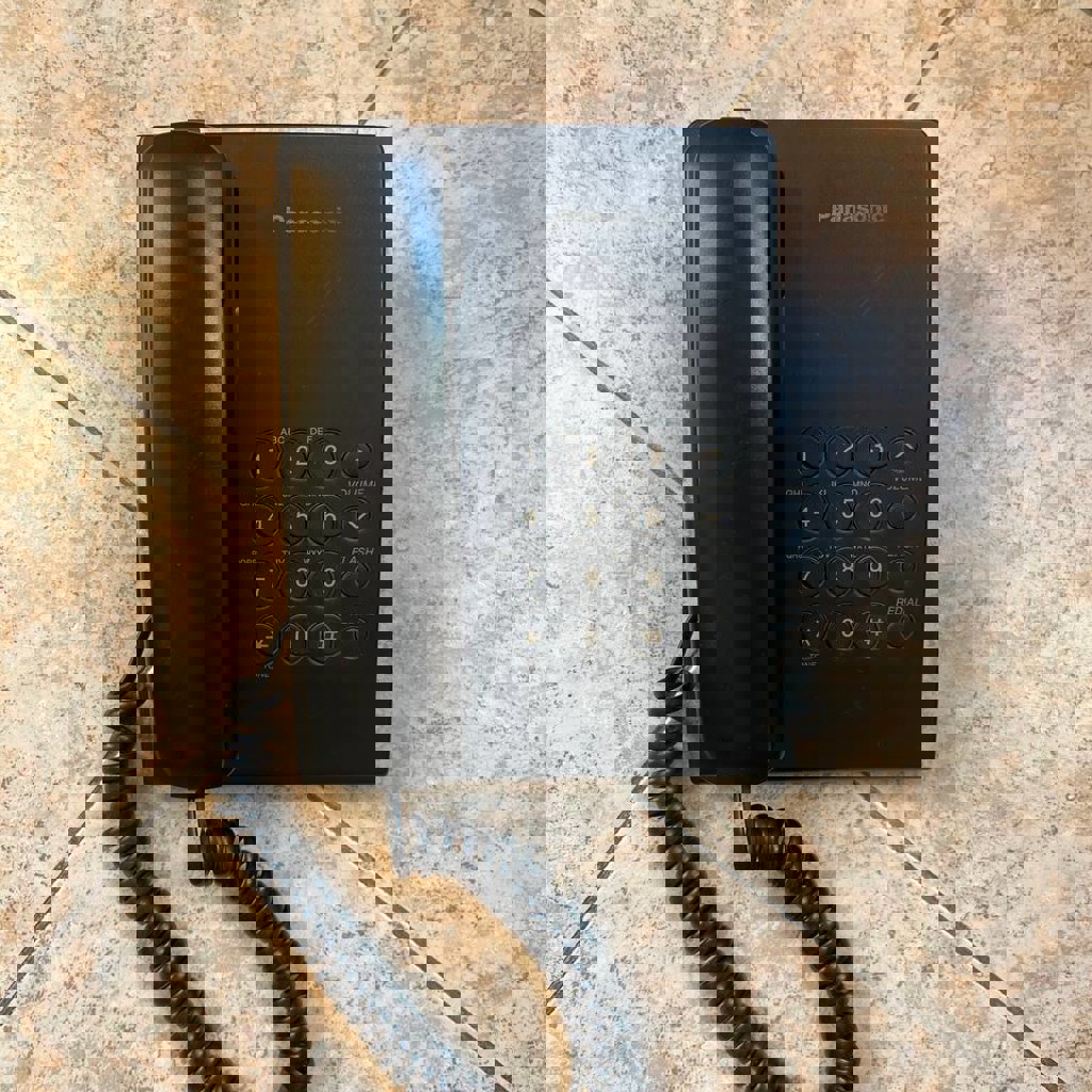 Стационарный телефон