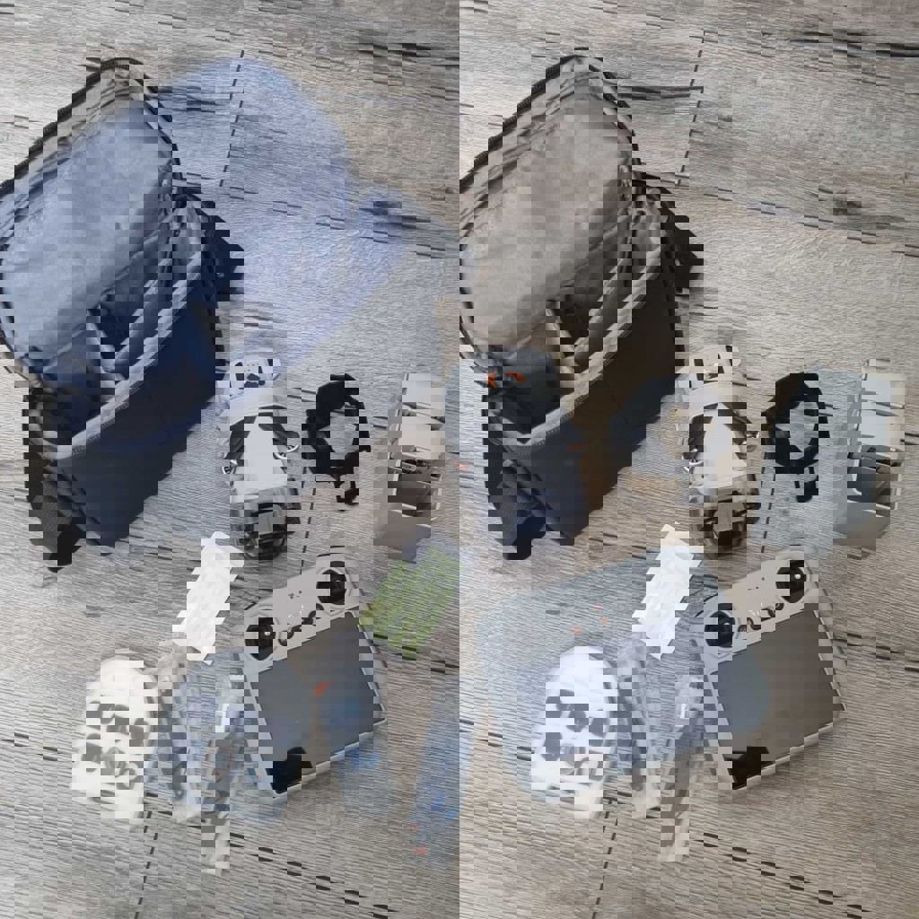 Квадрокоптер DJI Mini 3 Fly More Combo