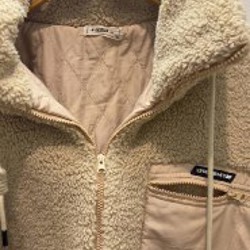 Женский бомбер из искусственного меха - фото 2