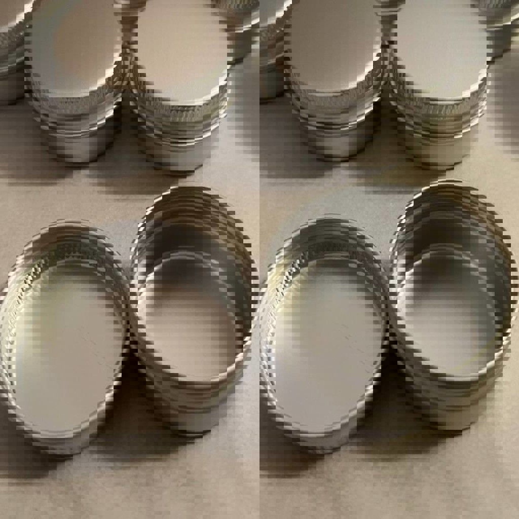 Металлические баночки с закручивающейся крышкой