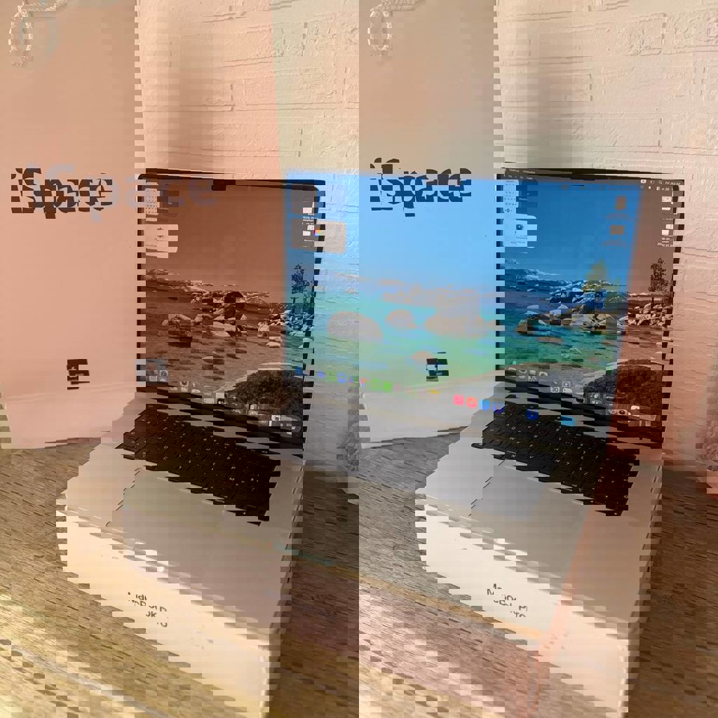 MacBook Pro 16 дюймов 2023