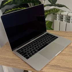 MacBook Pro 13, 2019, Touch Bar - фото 2