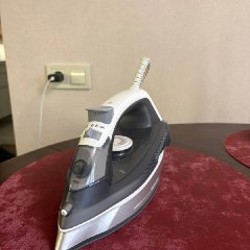 Утюг Redmond RI-C293 - фото 3