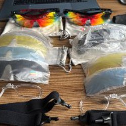 Черные спортивные очки - фото 4