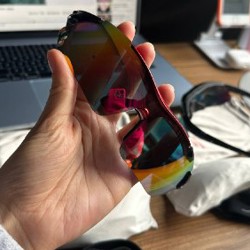 Черные спортивные очки - фото 10