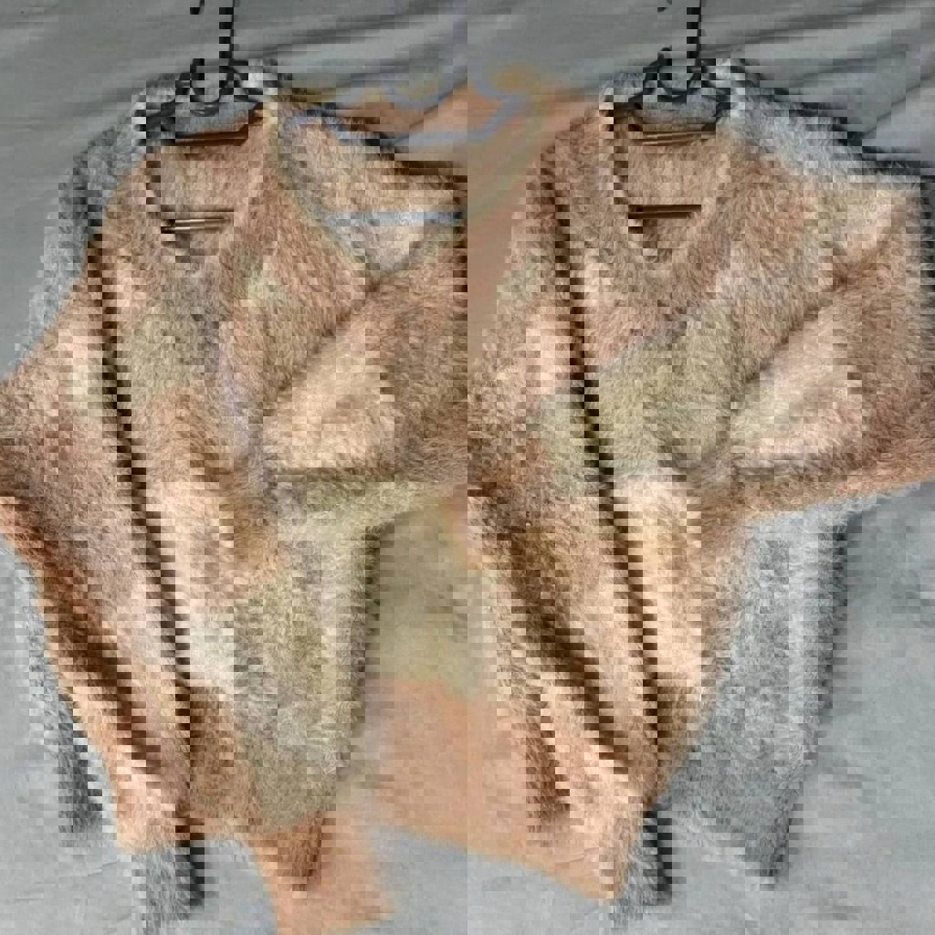 Пушистая тёплая кофта