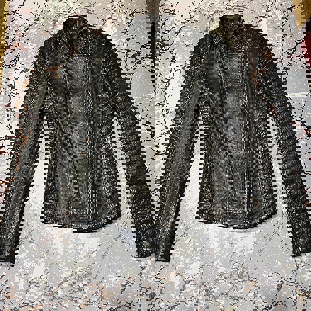 Женская натуральная кожаная куртка