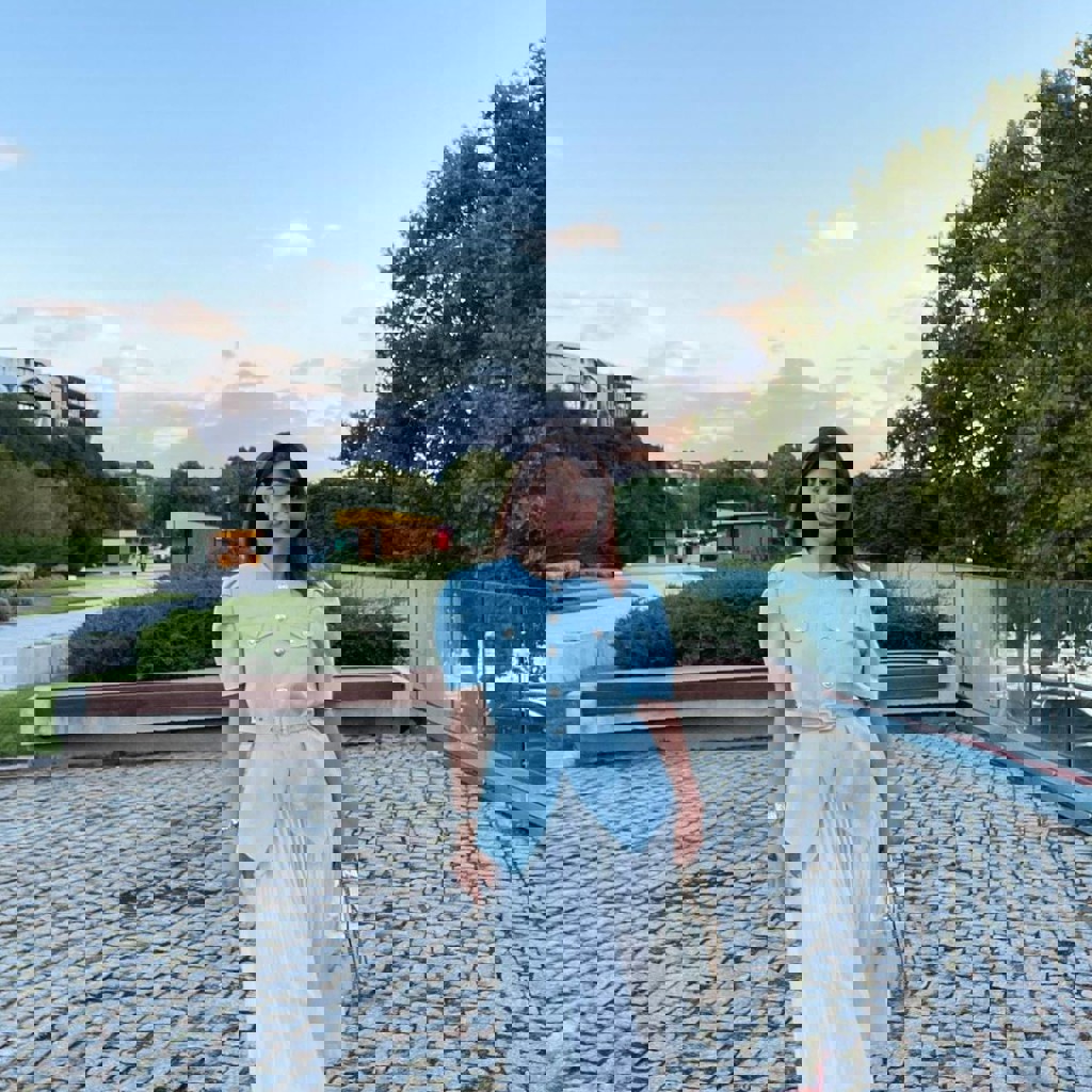 Платье желтое