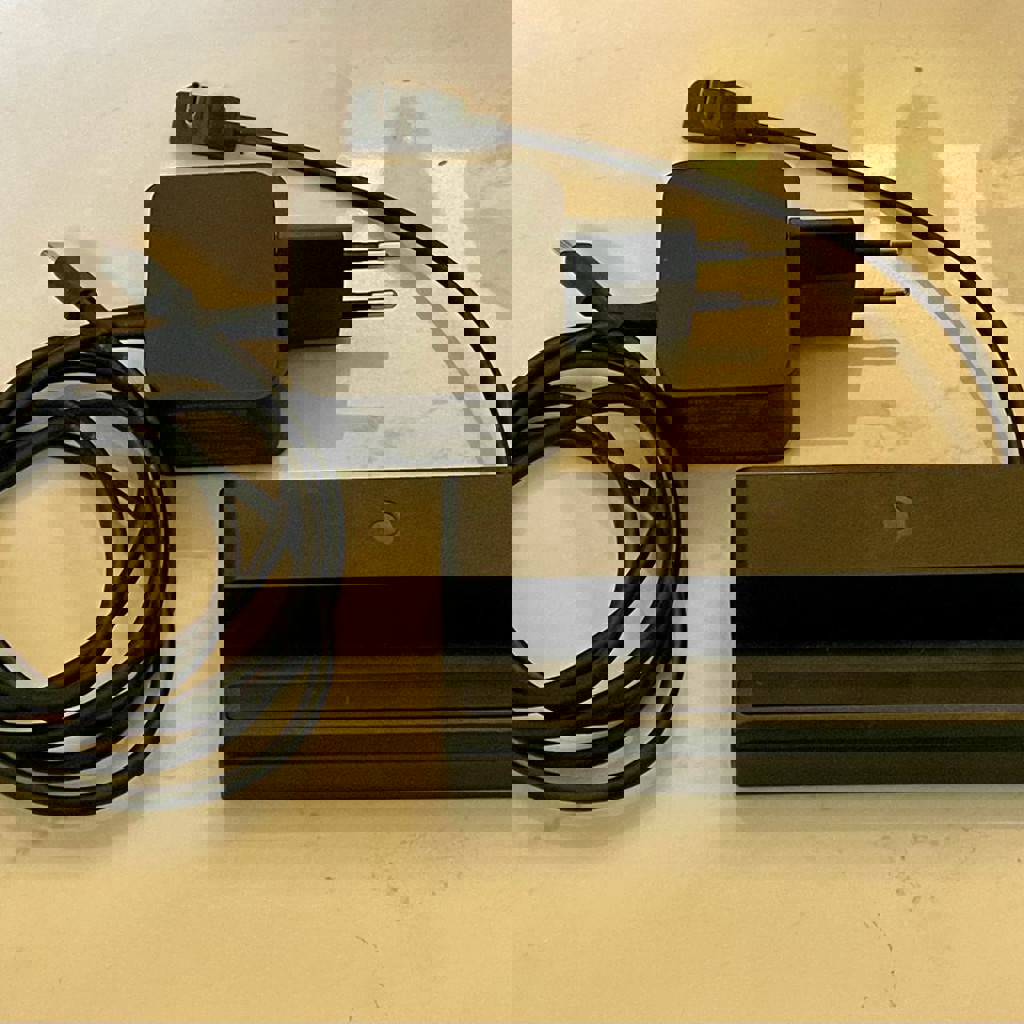 Зарядка Steam Deck