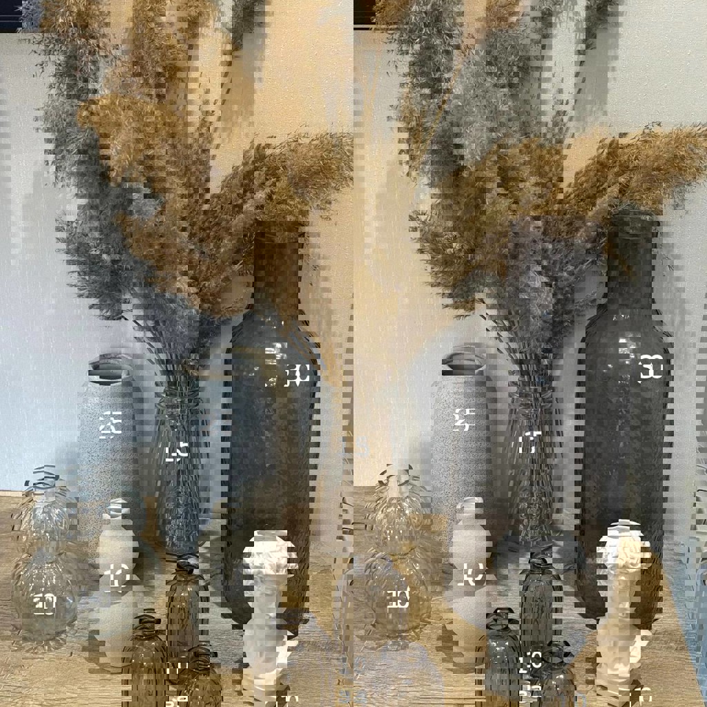 Стеклянная ваза