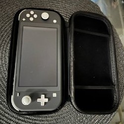 Nintendo Switch Lite - фото 2