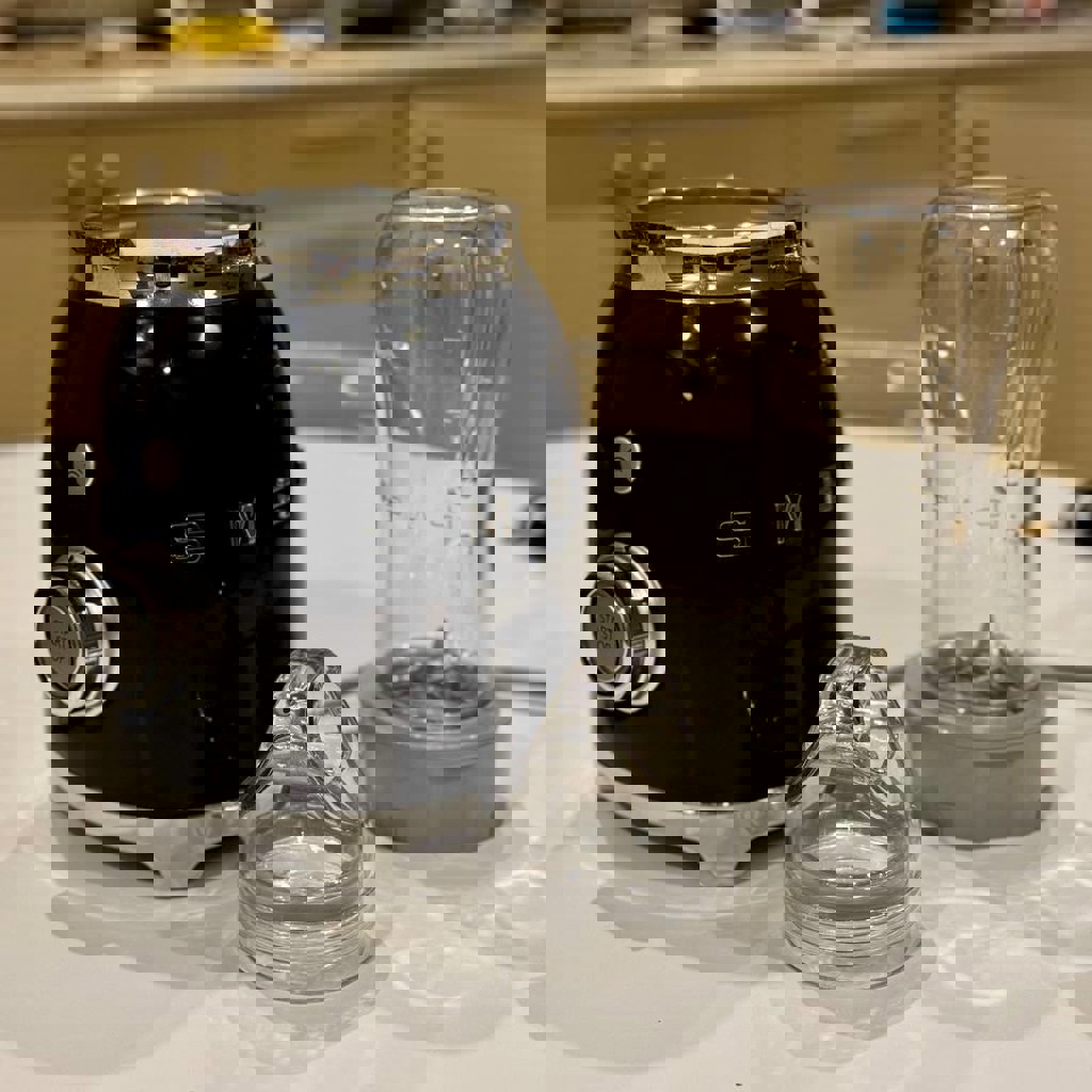 Блендер Smeg BLF01