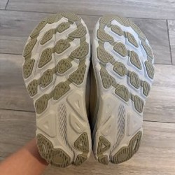 Кроссовки HOKA Clifton 9 - фото 4