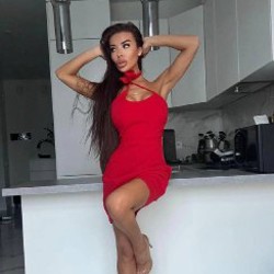 Красное платье - фото 2