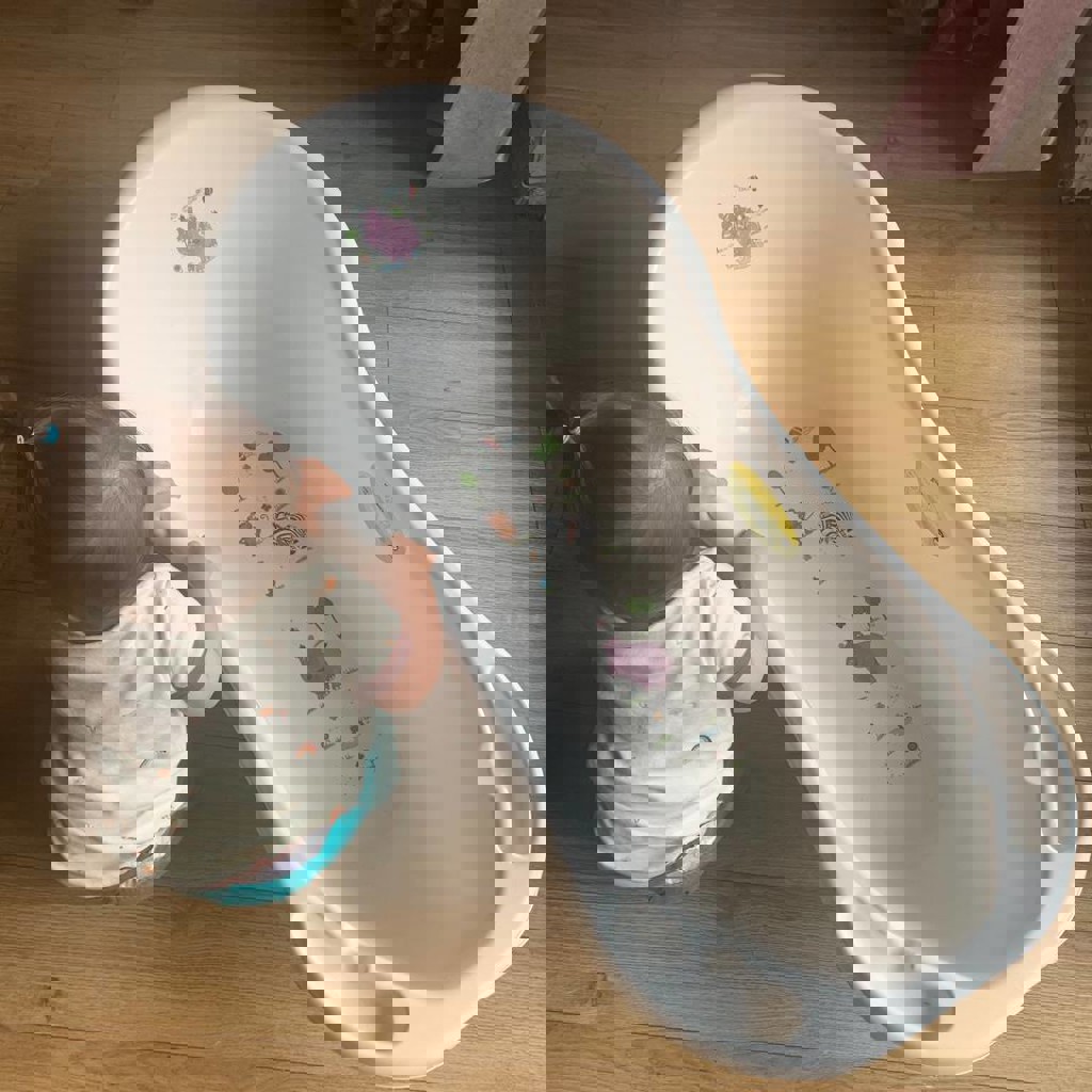 Пластиковая ванна для новорожденных