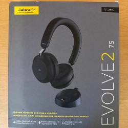 Наушники - фото 1