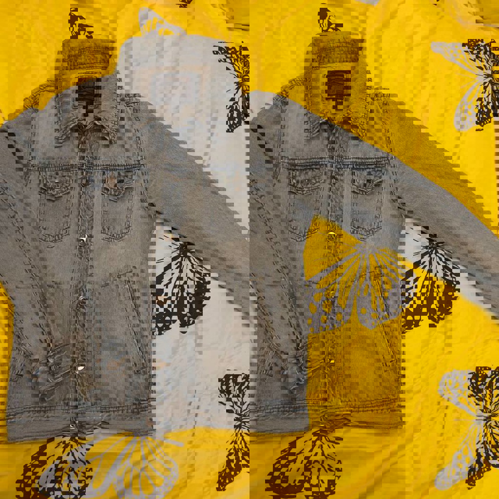 Джинсовая куртка