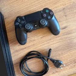 PlayStation 4 PRO - фото 3