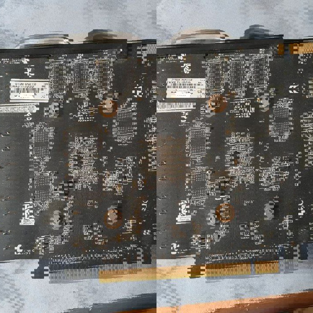 Видеокарта GTX 550 Ti