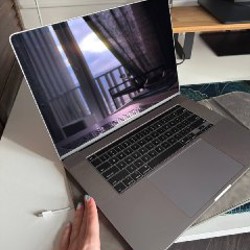 MacBook Pro 16 2019 - фото 3