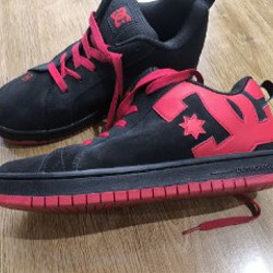 Кроссовки - фото 2