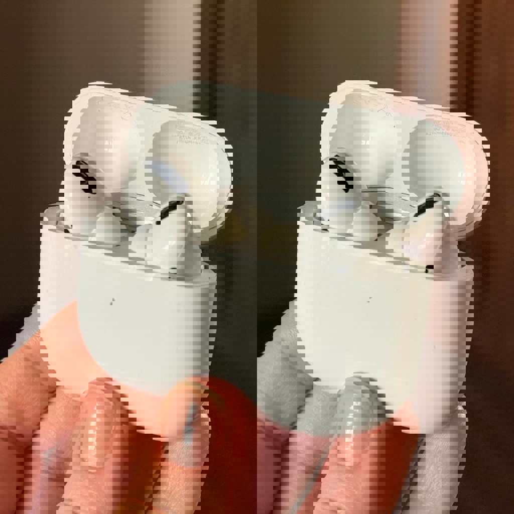 Airpods pro 1 generation