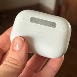 Airpods pro 1 generation - фото 2