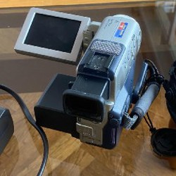 Mini DV камера Sony DCR-PC5 - фото 4